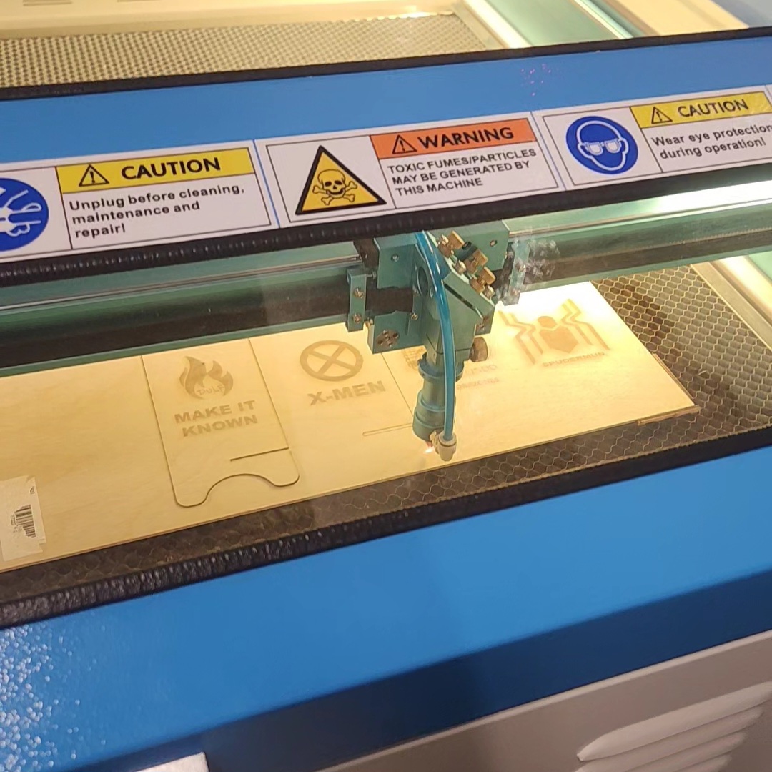 Cutting process of the wood